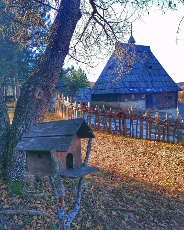 Seoski Turizam Melovic Rozanstvo 外观 照片