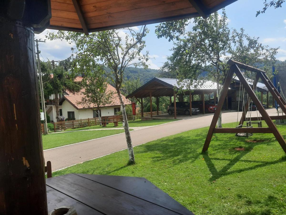 Seoski Turizam Melovic Rozanstvo 外观 照片