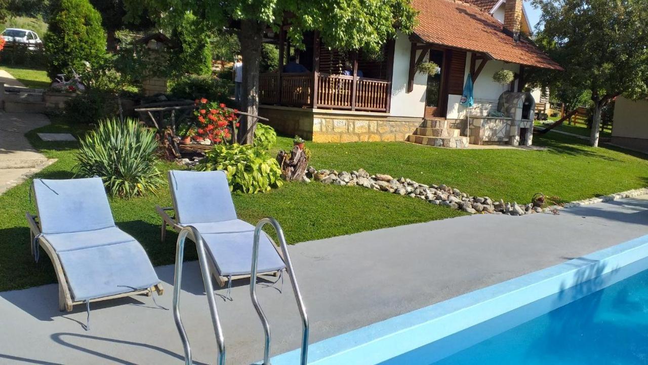 Seoski Turizam Melovic Rozanstvo 外观 照片